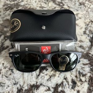 Brand New Never Worn Ray Ban Wayfarer